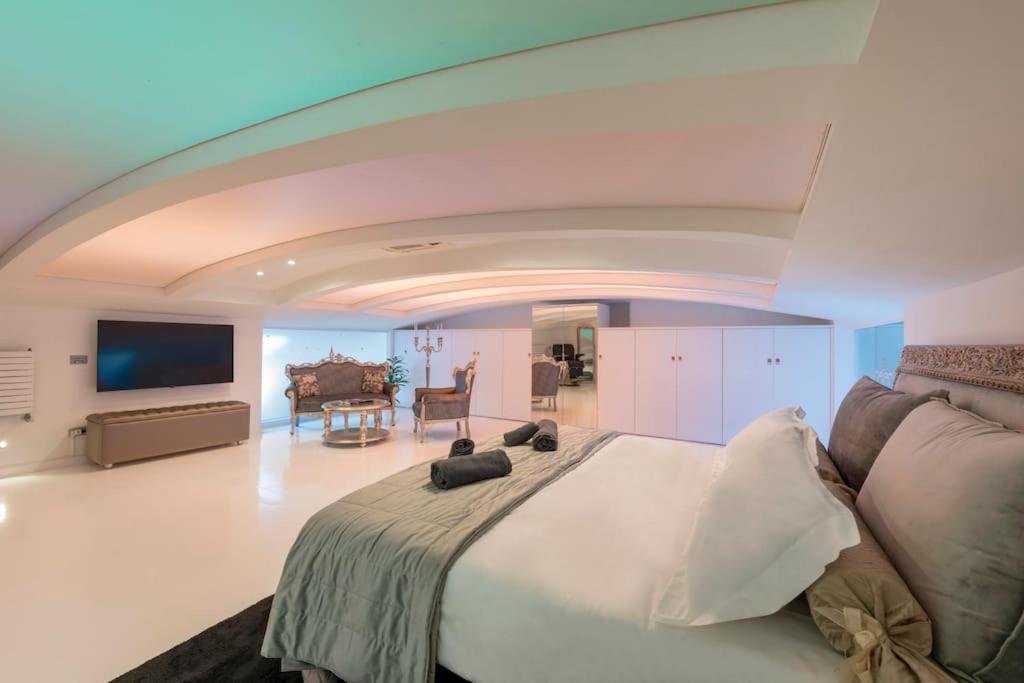 Soggiorno A Milano - Post Streaming