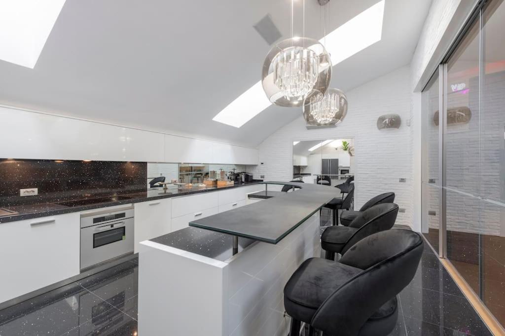 Soggiorno A Milano - Post Streaming