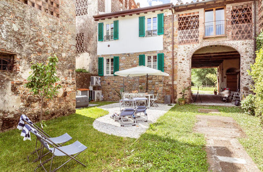 Appartamento Indipendente con Giardino - Lucca